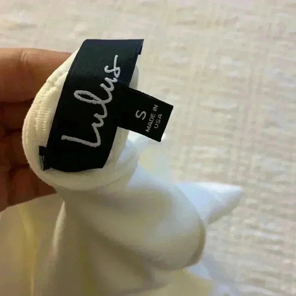 Lulus - Picture 5 of 5